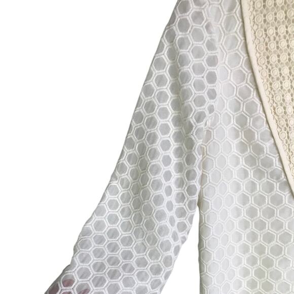 Tory Burch Top Womens Sz XS 52142111 Cream V-Neck 3/4 See Through Sleeve - Picture 5 of 9